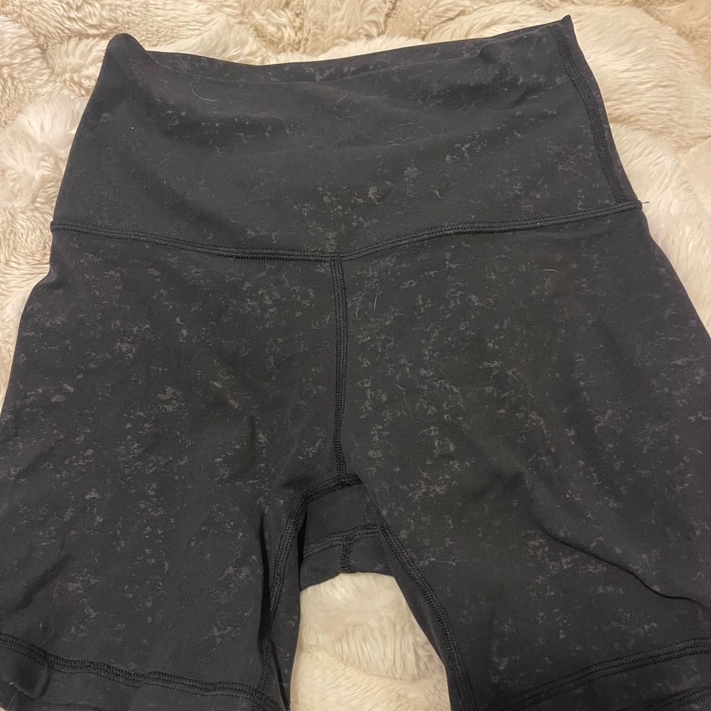 Lululemon shorts size 4
